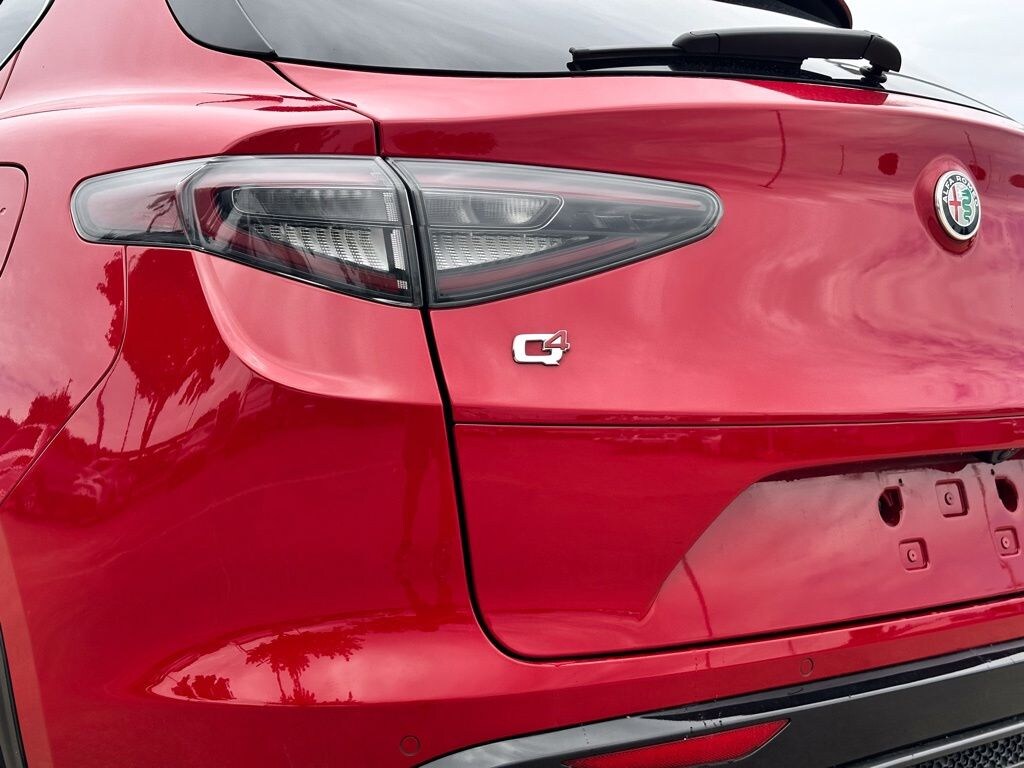 Used 2025 Alfa Romeo Stelvio Base SUV
