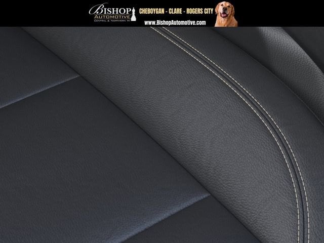 2026 GMC Acadia Elevation image 21