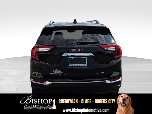 2024 GMC Terrain SLT image 24