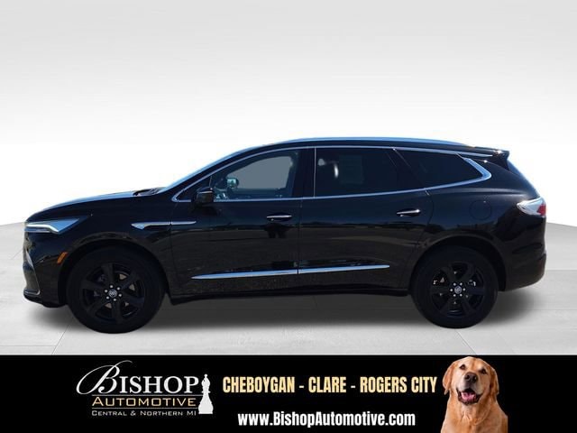 2024 Buick Enclave Essence image 18