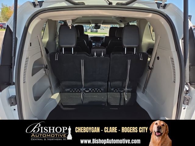 2023 Chrysler Pacifica Touring L - Photo 25