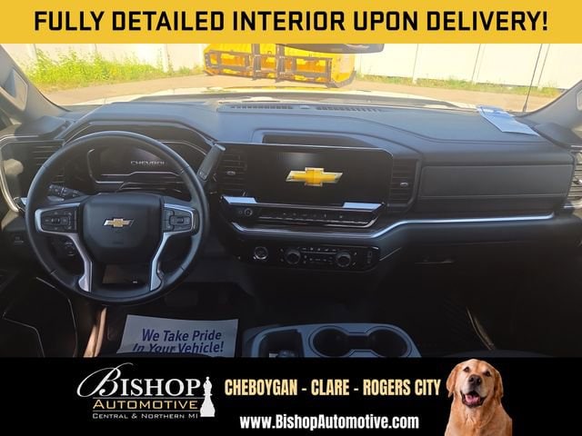 2023 Chevrolet Silverado 1500 LT (2FL) image 3