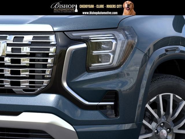 2026 GMC Terrain Denali image 10