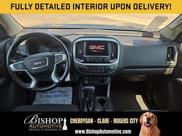 2017 GMC Canyon 4WD SLE image 3