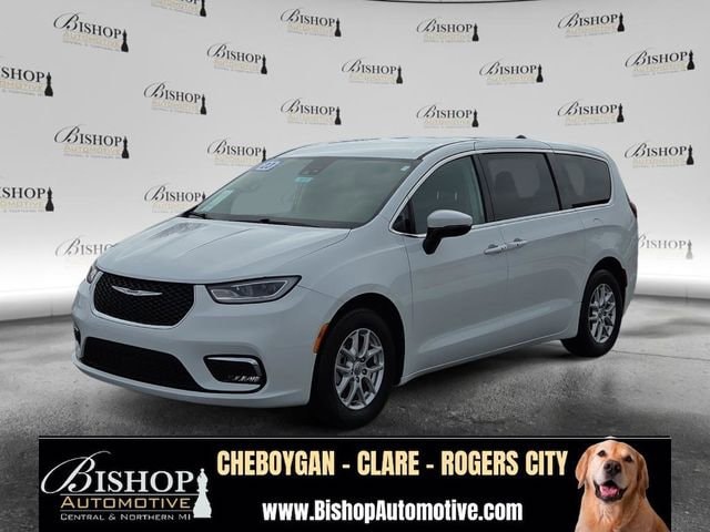 2023 Chrysler Pacifica Touring L - Photo 19