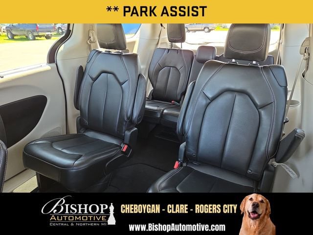 2023 Chrysler Pacifica Touring L - Photo 21