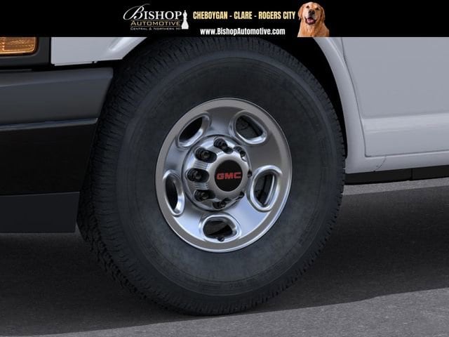 2026 GMC Savana Cargo Work Van image 9