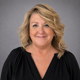 Staff member Ann Marie Archambo from ID_542b43