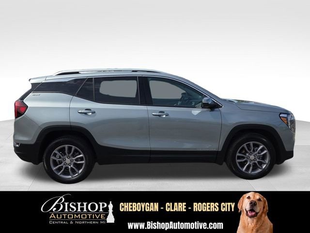 2024 GMC Terrain SLT image 14