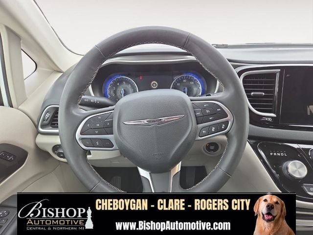 2023 Chrysler Pacifica Touring L - Photo 26