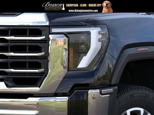 2026 GMC Sierra 3500 HD SLE image 11