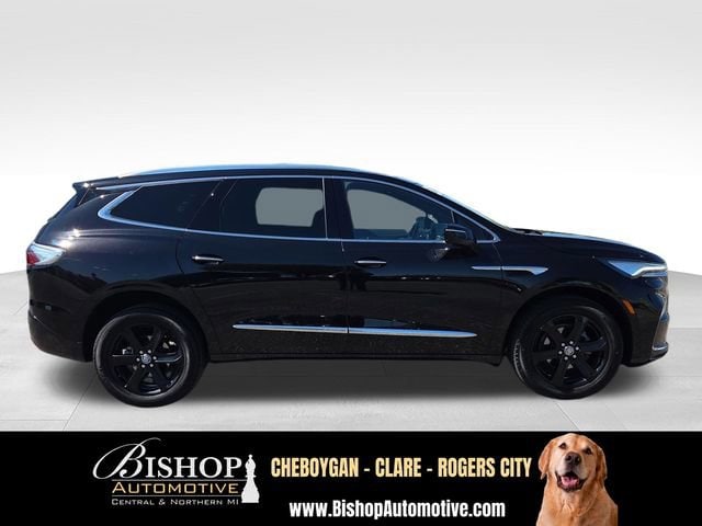2024 Buick Enclave Essence image 14