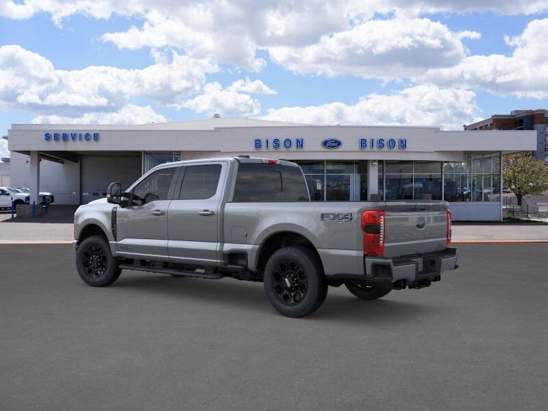 2025 Ford F-250 Lariat photo 3