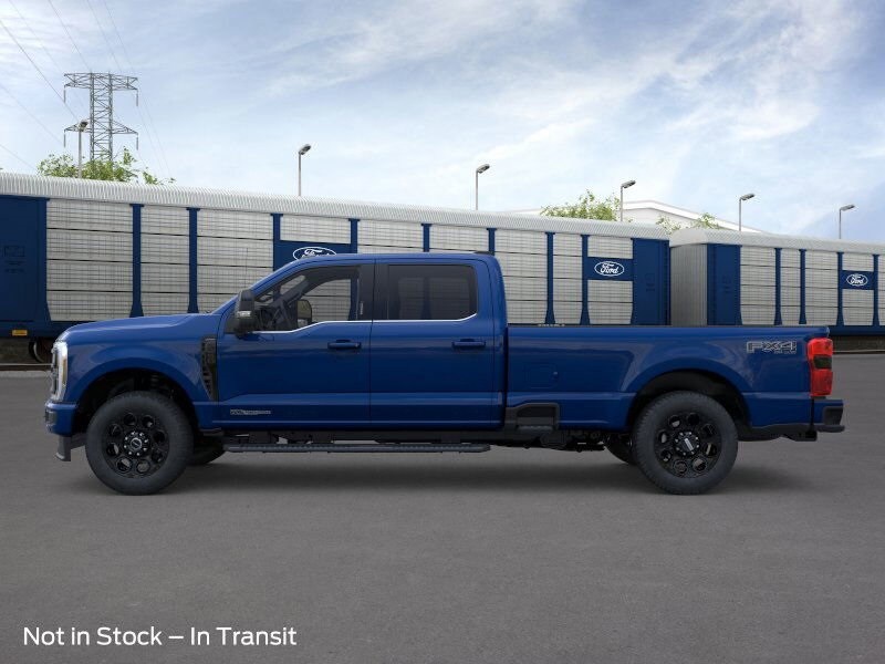 2026 Ford F-350 Lariat photo 3