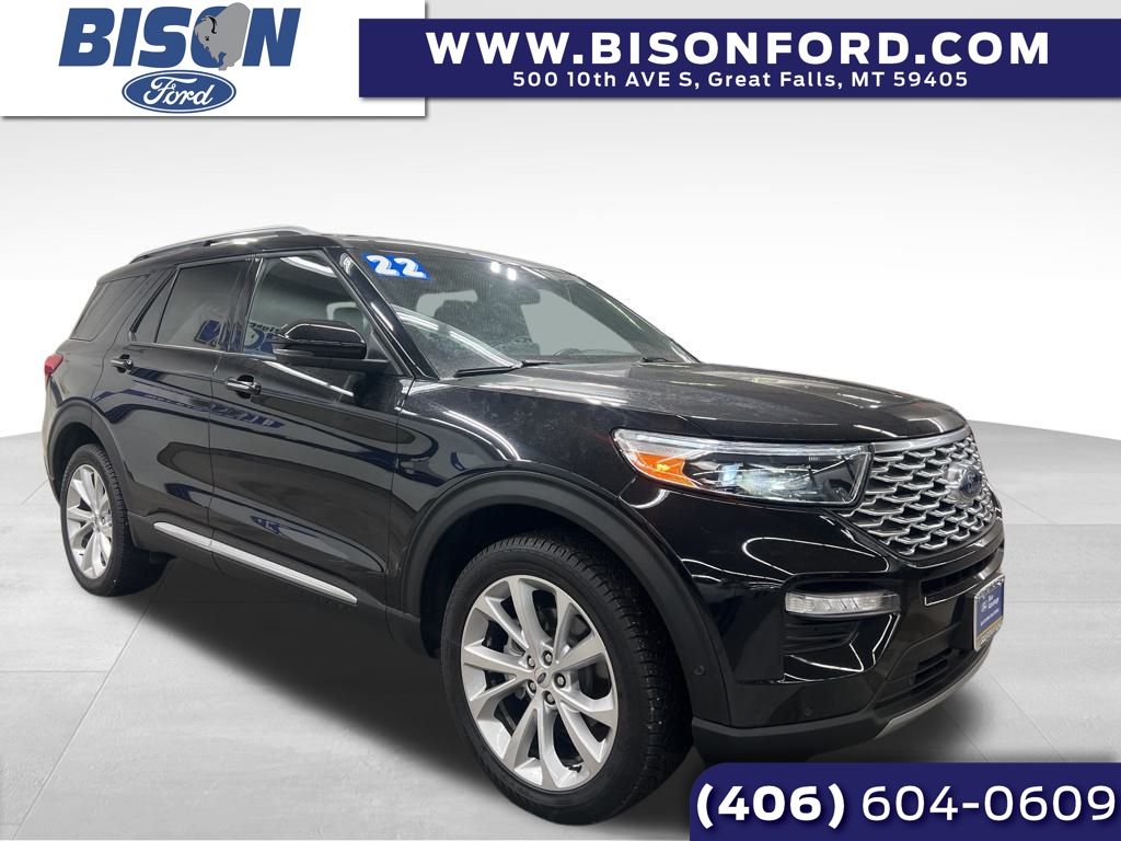 2022 Ford Explorer Platinum's photo