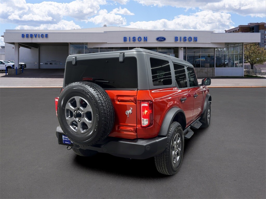2023 Ford Bronco Big Bend photo 3