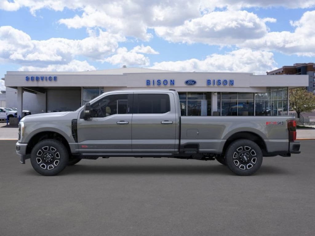 New 2026 Ford F-350 Platinum Truck Crew Cab