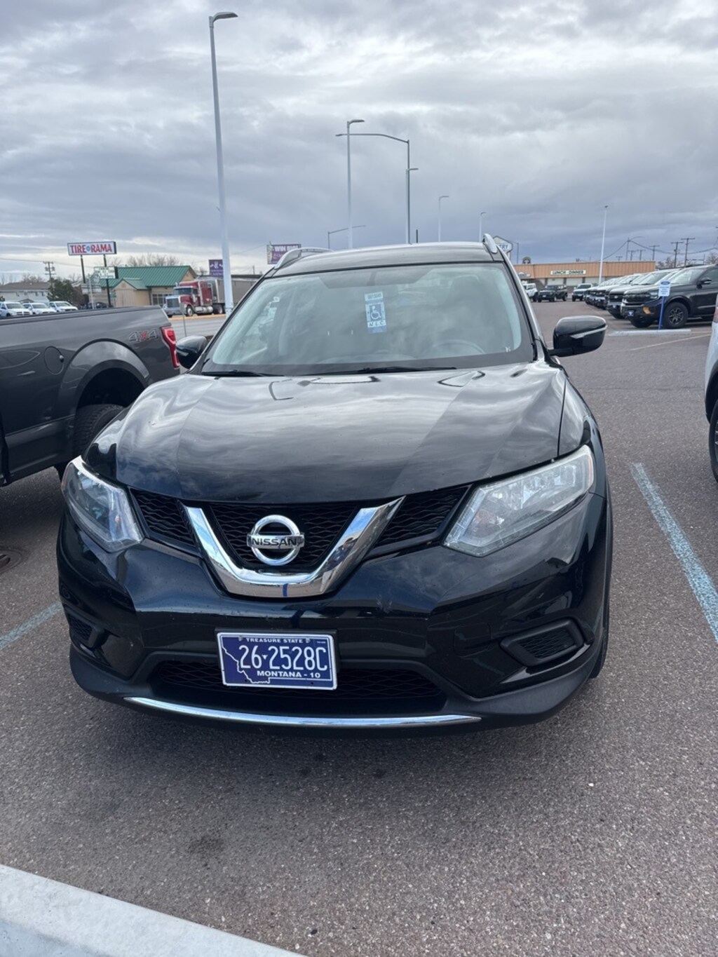 Used 2015 Nissan Rogue SV SUV
