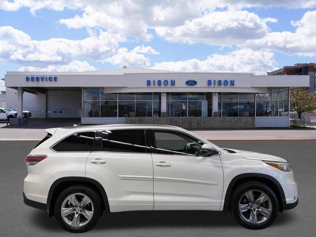 Used 2015 Toyota Highlander Limited with VIN 5TDDKRFH5FS133517 for sale in Great Falls, MT
