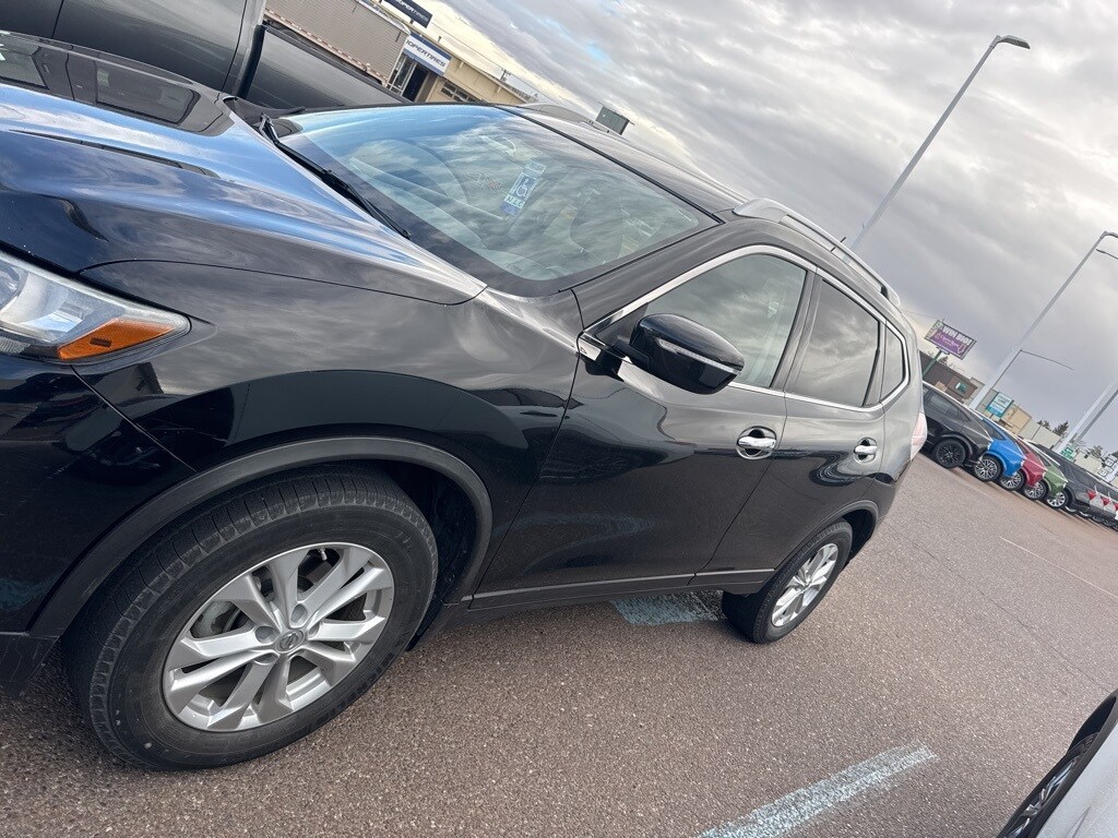Used 2015 Nissan Rogue SV SUV