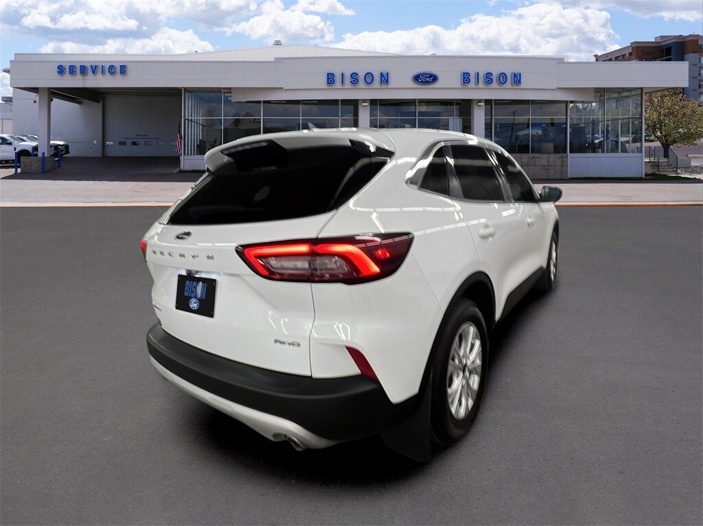 2024 Ford Escape Active photo 2