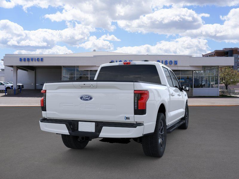 2025 Ford F-150 Lightning Flash - Photo 8