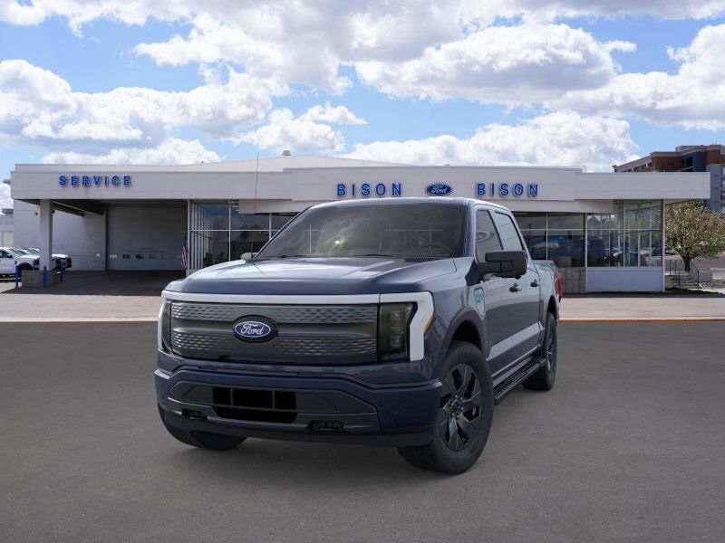 2025 Ford F-150 Lightning photo 2