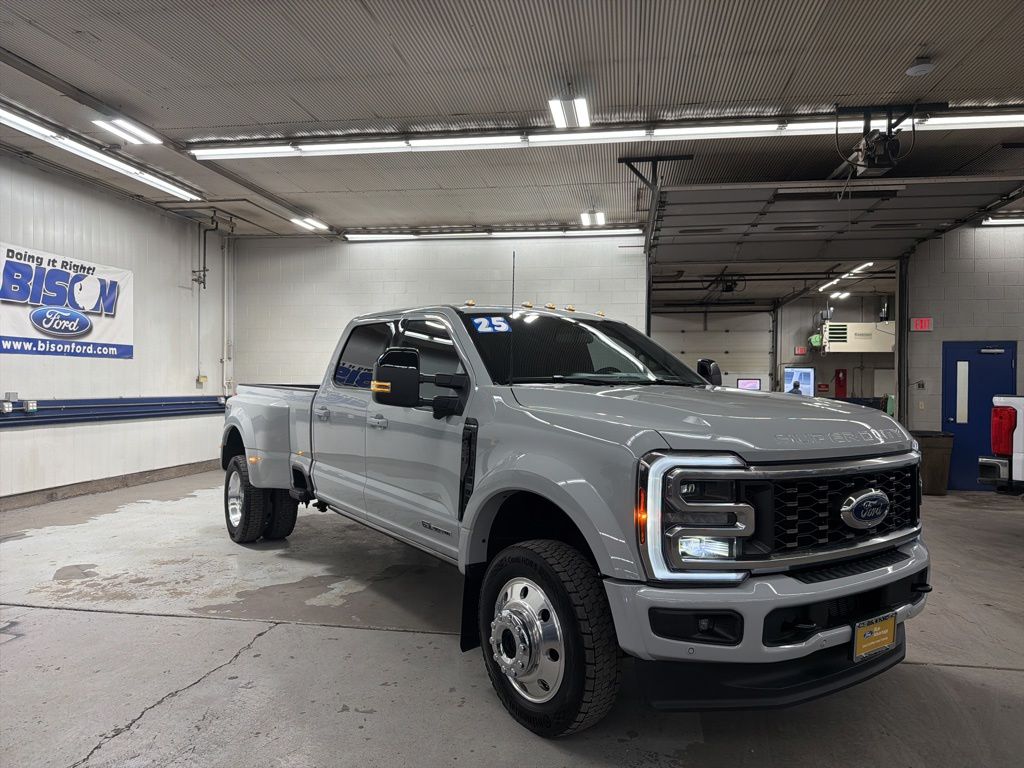 2025 Ford F-450 Platinum 4x4 Crew Cab 8' Box DRW's photo