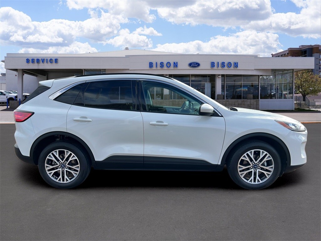 2021 Ford Escape SEL photo 2