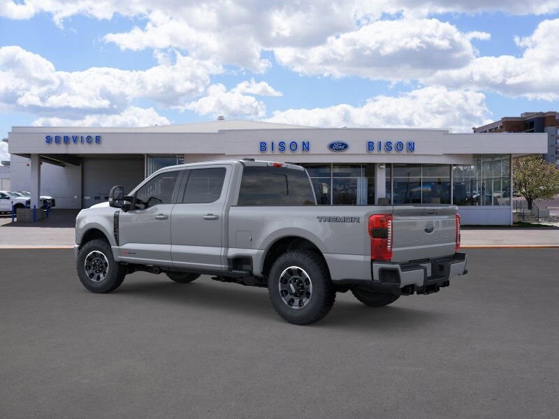 2026 Ford F-250 Lariat photo 3