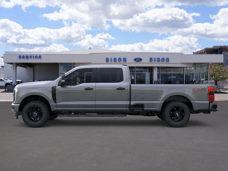 2026 Ford F-350 XL photo 3