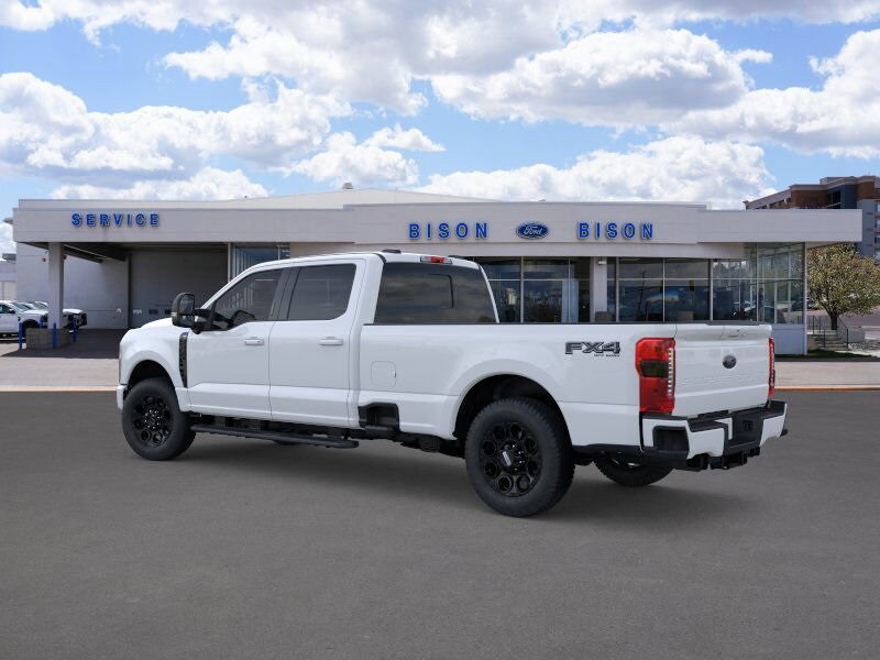 2025 Ford F-350 XLT photo 3