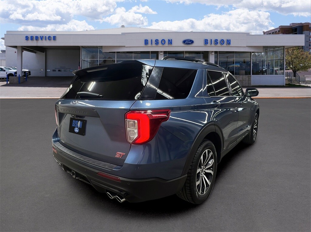 2020 Ford Explorer ST photo 2