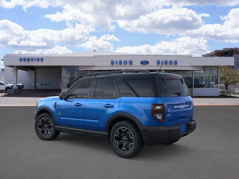 2025 Ford Bronco Sport Outer Banks photo 2