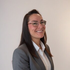 Staff member Ashleigh Peters from ID_9bd26c599807