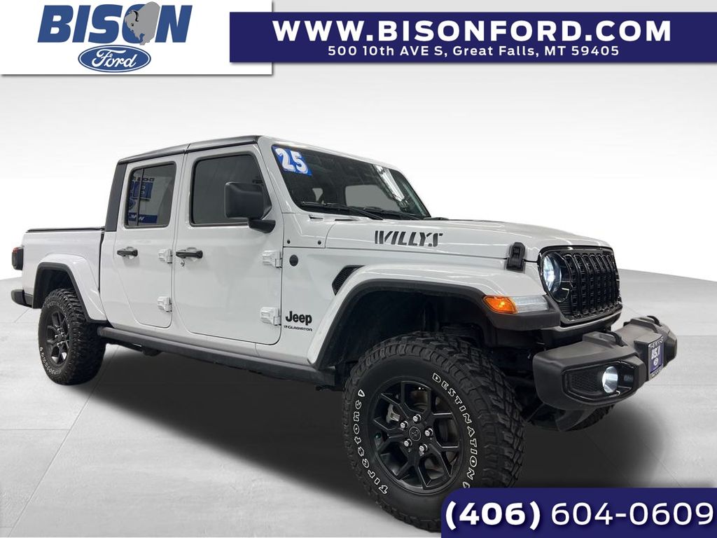 2025 Jeep Gladiator Willys's photo