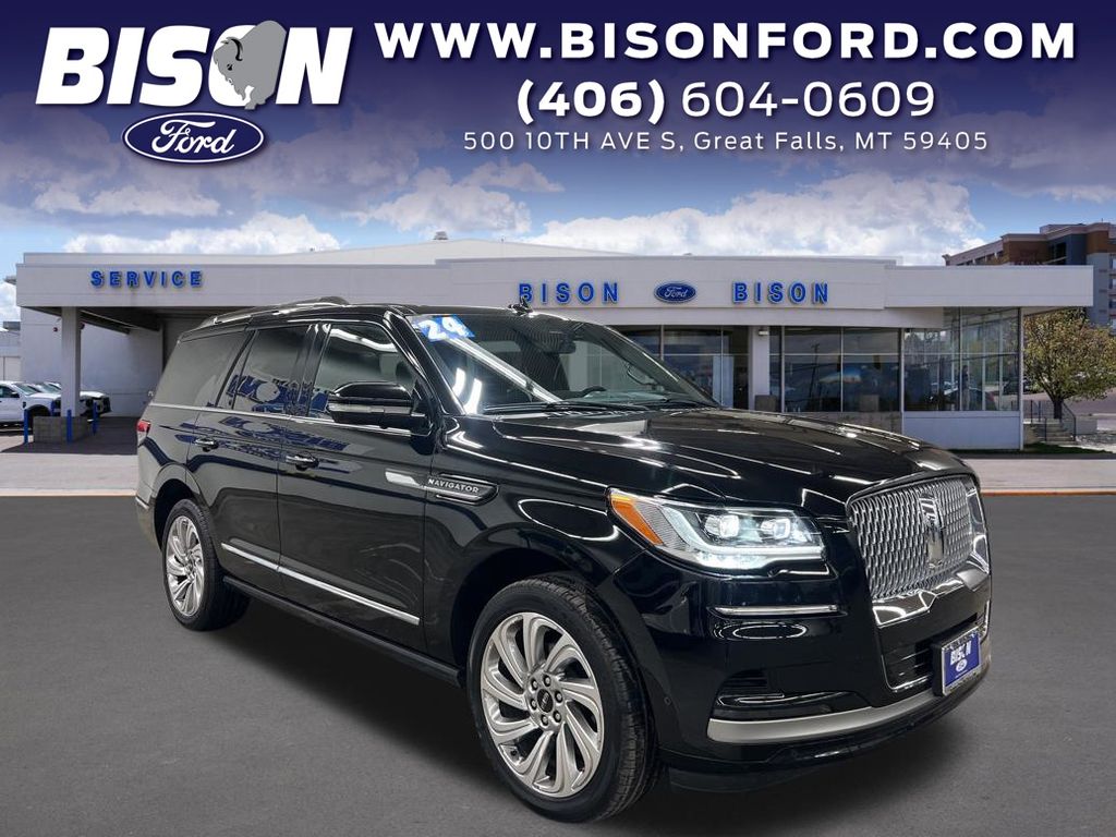 2024 Lincoln Navigator Reserve 4WD's photo