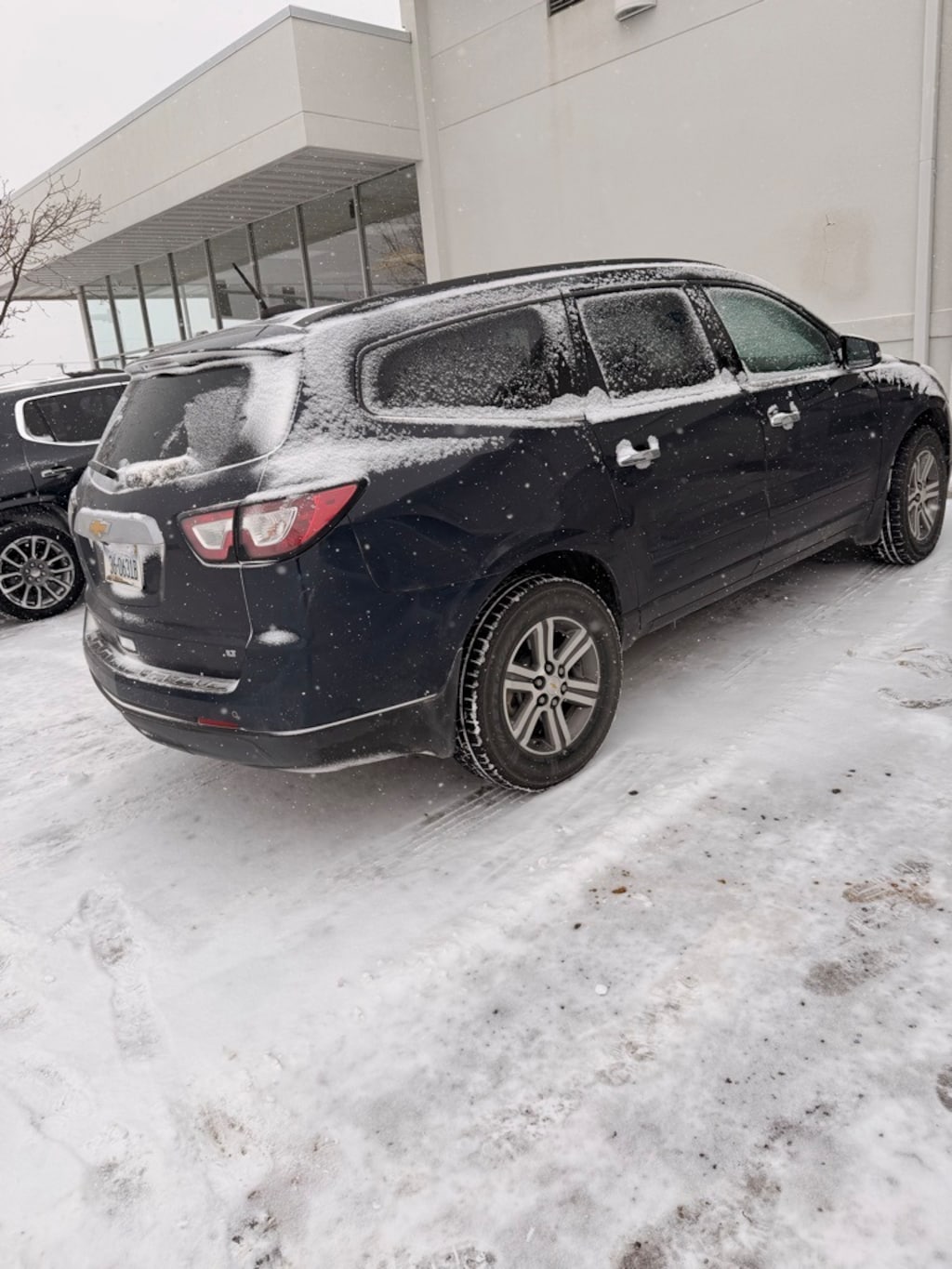 Used 2017 Chevrolet Traverse LT SUV