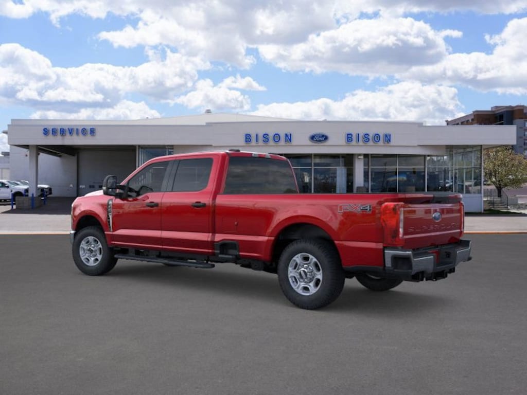 New 2026 Ford F-350 XLT Truck Crew Cab