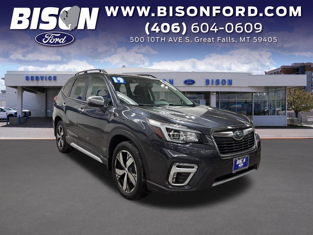 2019 Subaru Forester Touring's photo