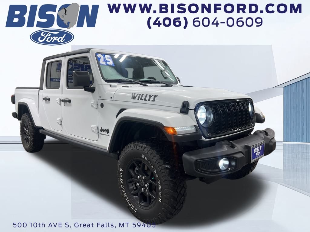 2025 Jeep Gladiator Willys's photo