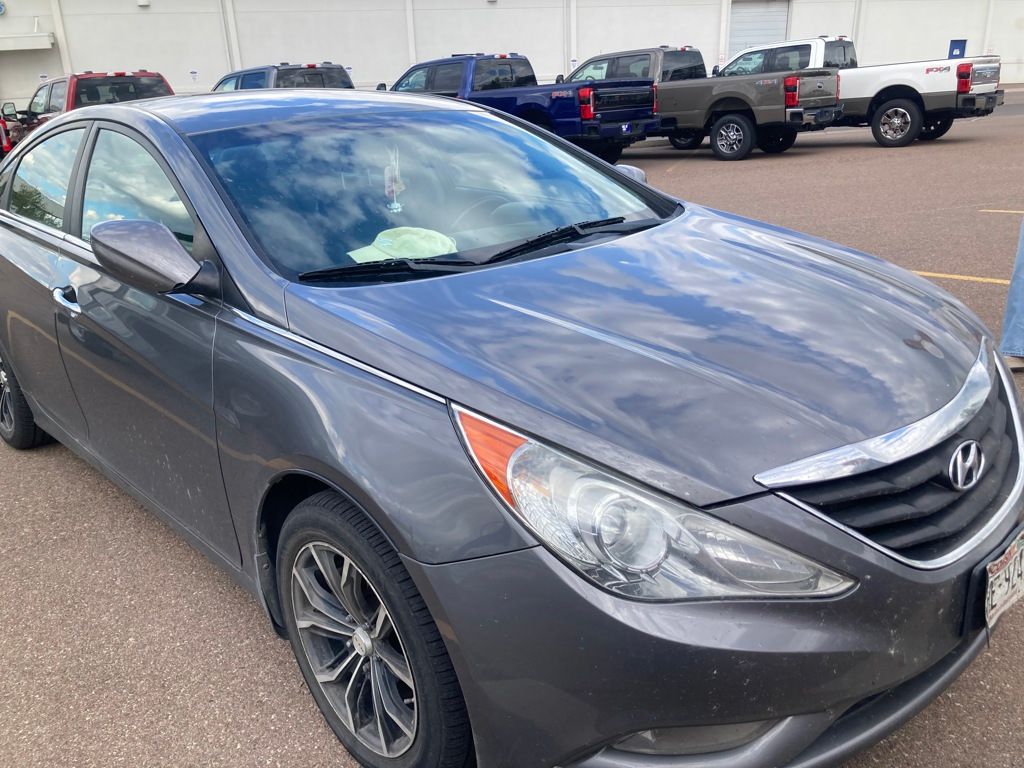 2011 Hyundai Sonata SE I4 A/T's photo
