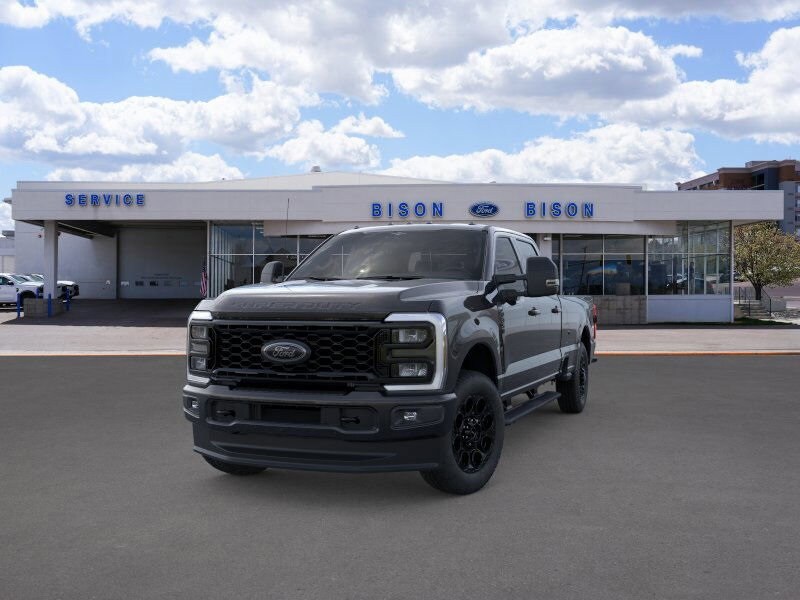 2026 Ford F-350 XLT photo 2