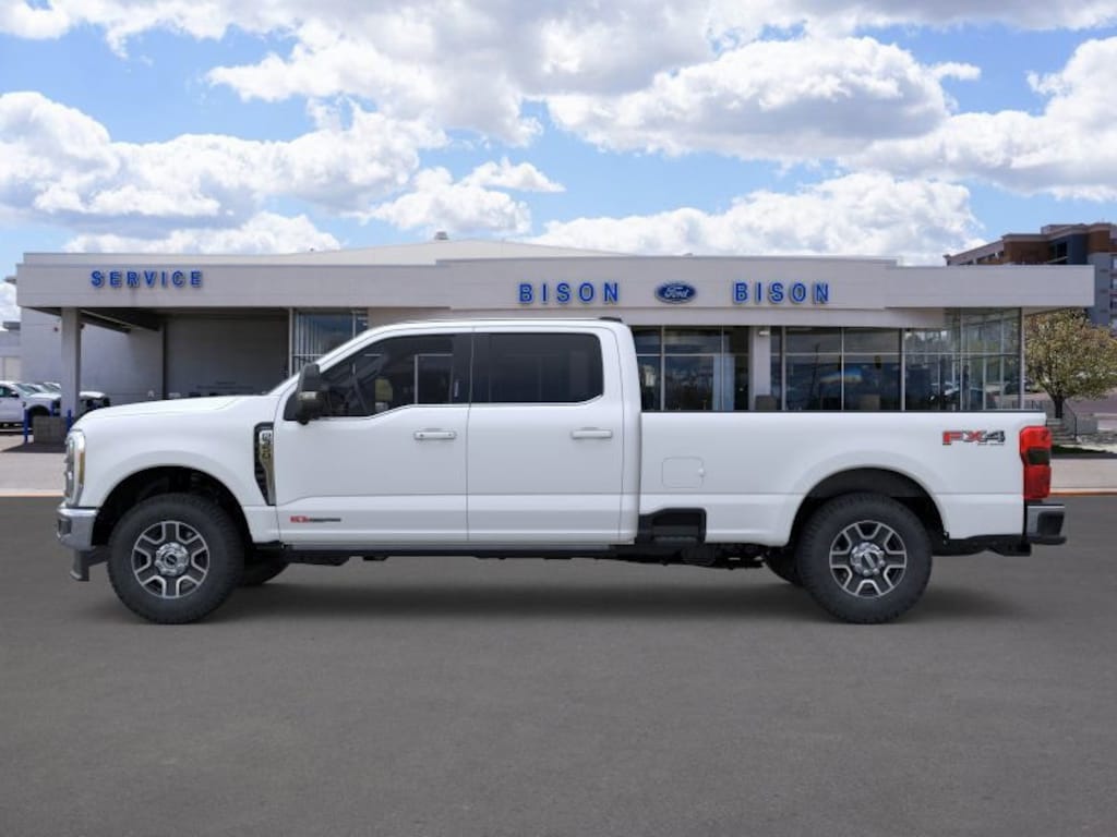 New 2026 Ford F-350 Lariat Truck Crew Cab