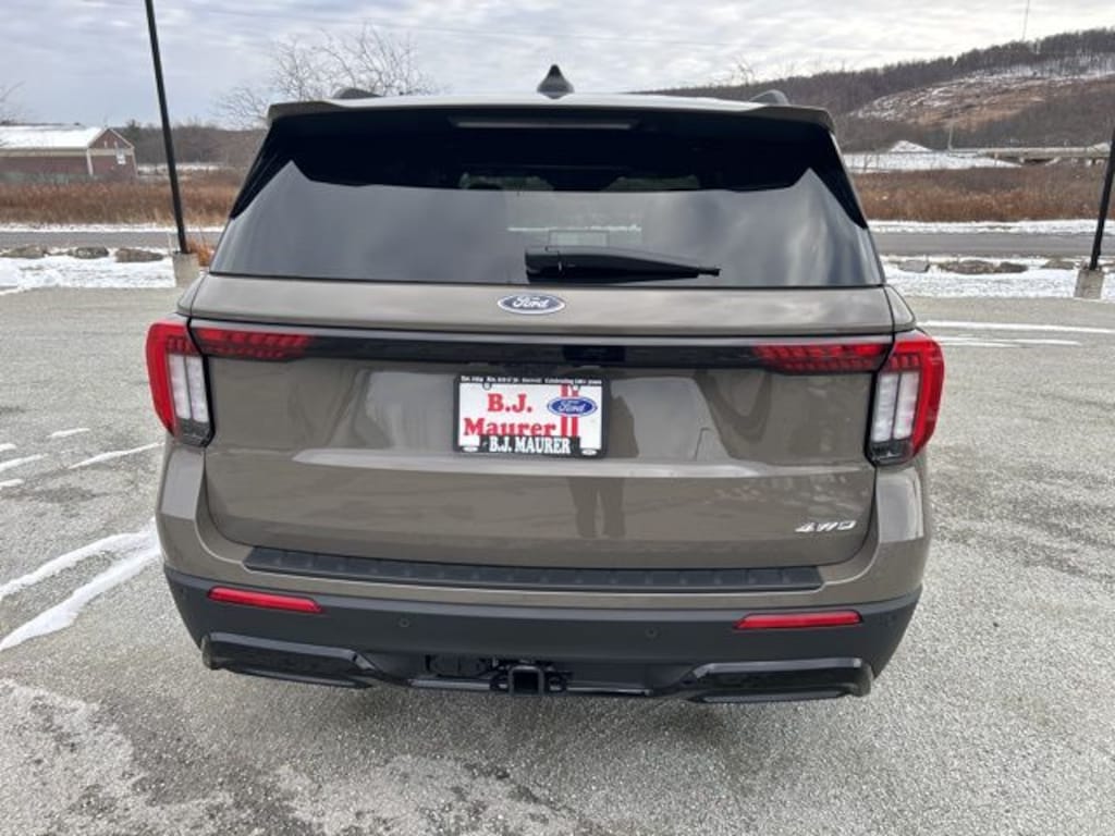 New 2026 Ford Explorer ST-Line SUV