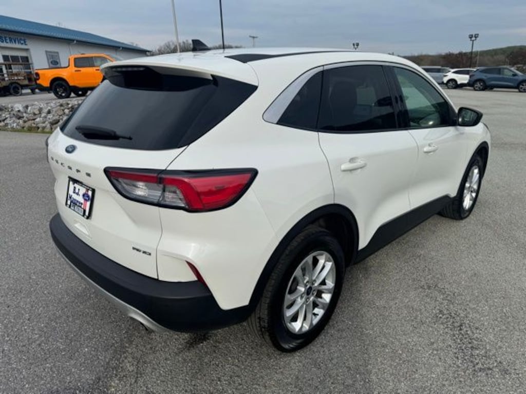 Used 2022 Ford Escape SE SUV