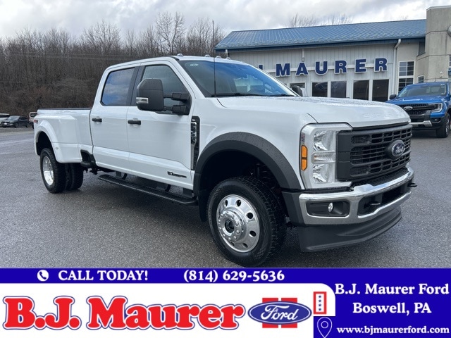 2026 Ford F-450 Super Duty XL's photo