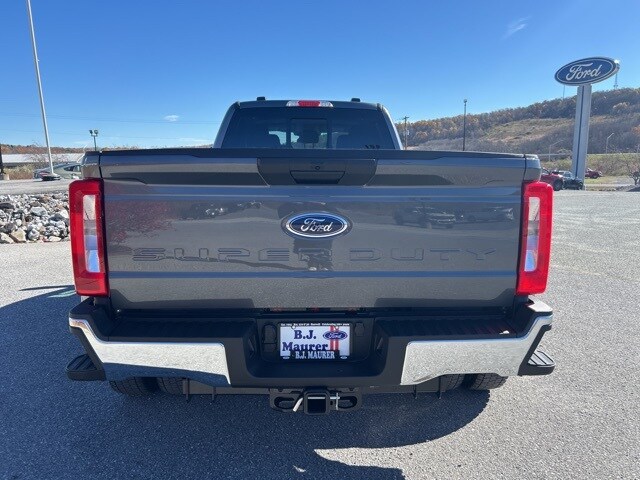 2026 Ford F-450 XL photo 4