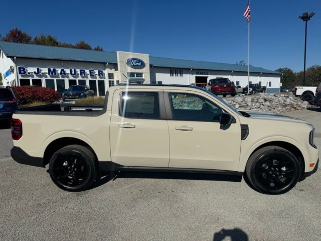 New 2025 Ford Maverick Lariat Truck