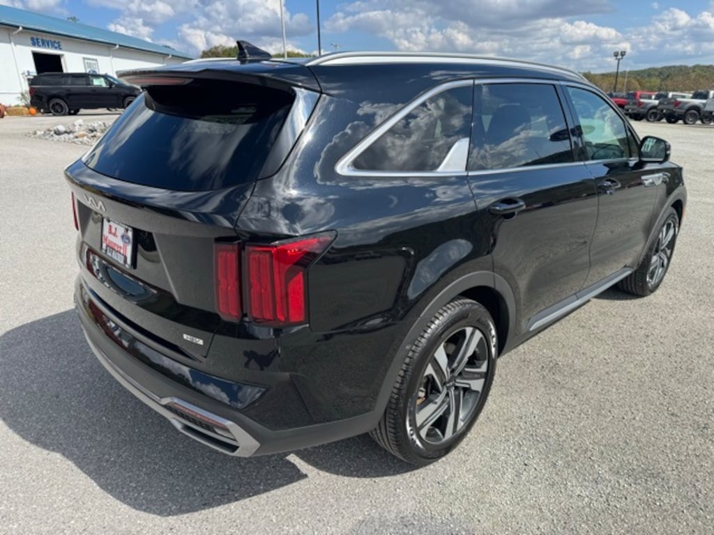 Used 2023 Kia Sorento Hybrid SX Prestige SUV